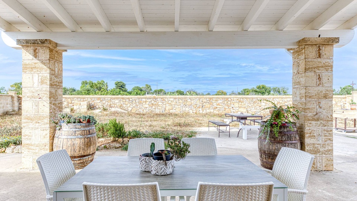 Alessano Villa | Villa 'Petfriendly' with Private Terrace, Wi-Fi and Air Conditioning