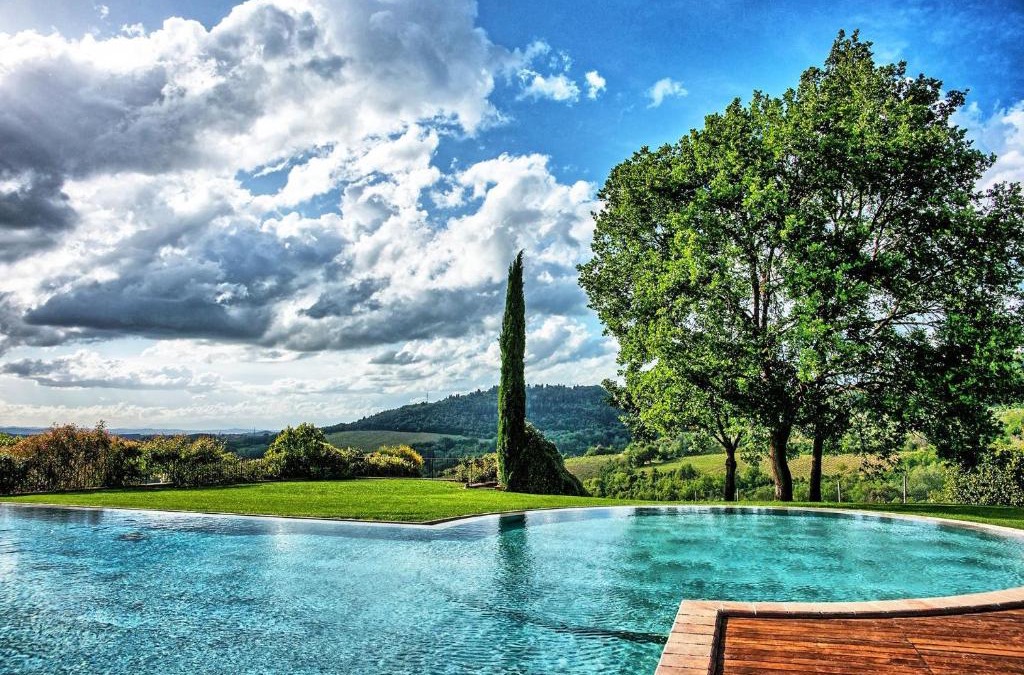 Petrognano Villa | Villa Petrognano by PosarelliVillas