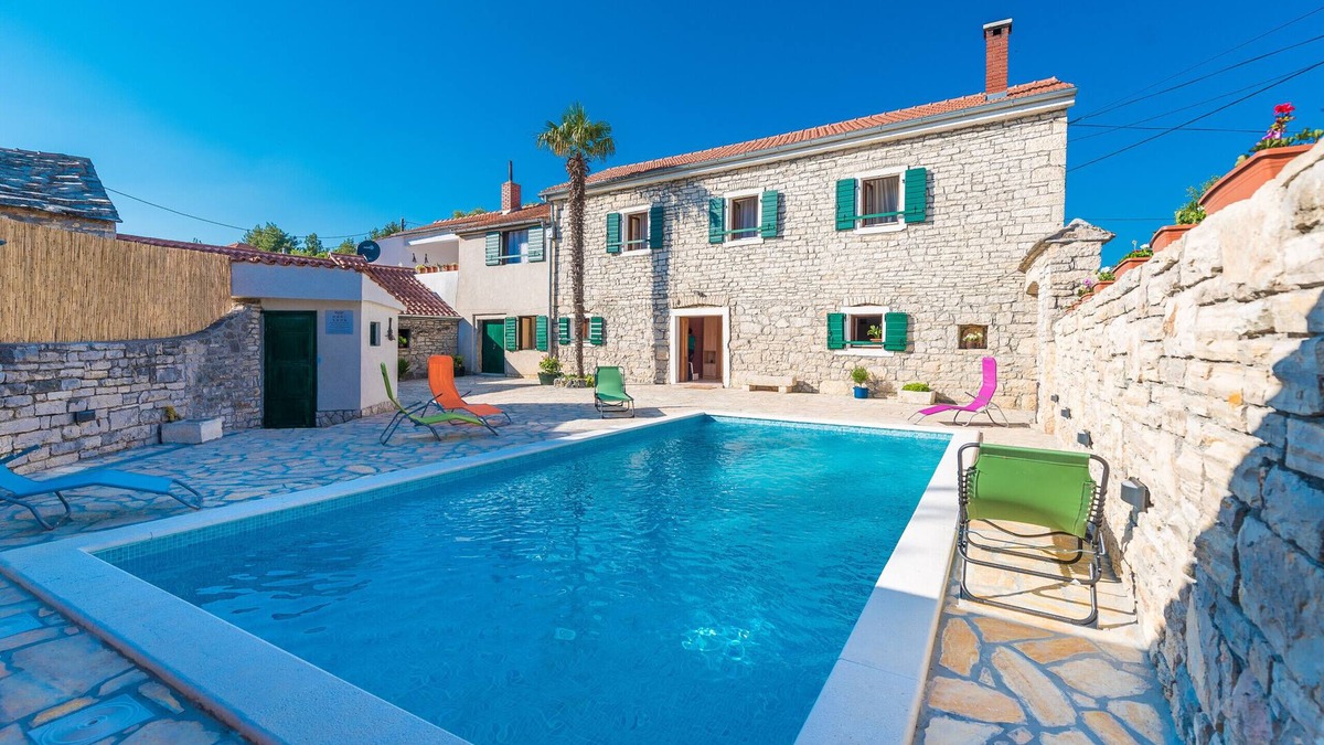 Benkovac Villa | Villa Petrovi Dvori ZadarVillas