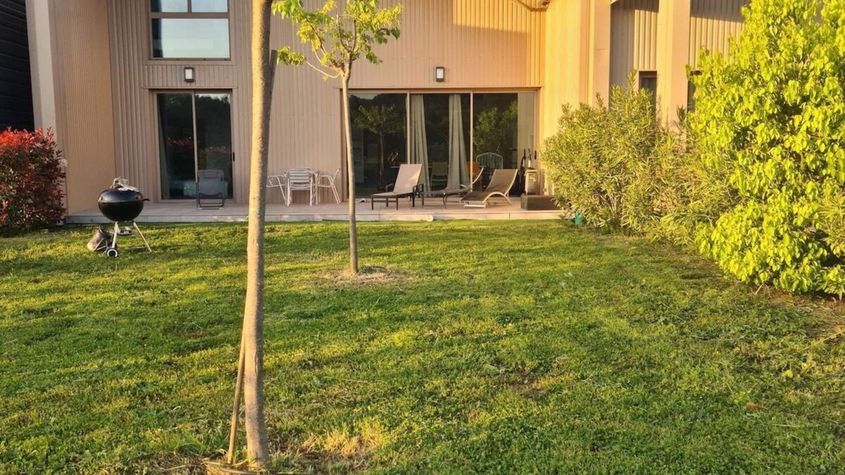 Eccica-Suarella Villa | Villa Petru T5 Zanzimare Casa