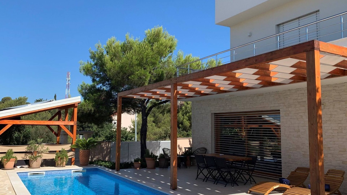 Pakostane Villa | Villa Pine Tree