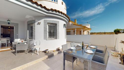 Sucina Villa | Villa Pinos - A Murcia Holiday Rentals Property