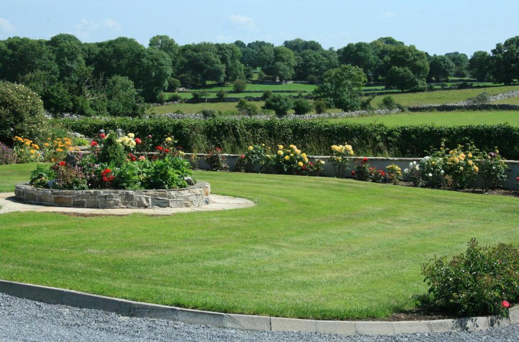 Cong Bed & Breakfast | Villa Pio Accommodation Cong