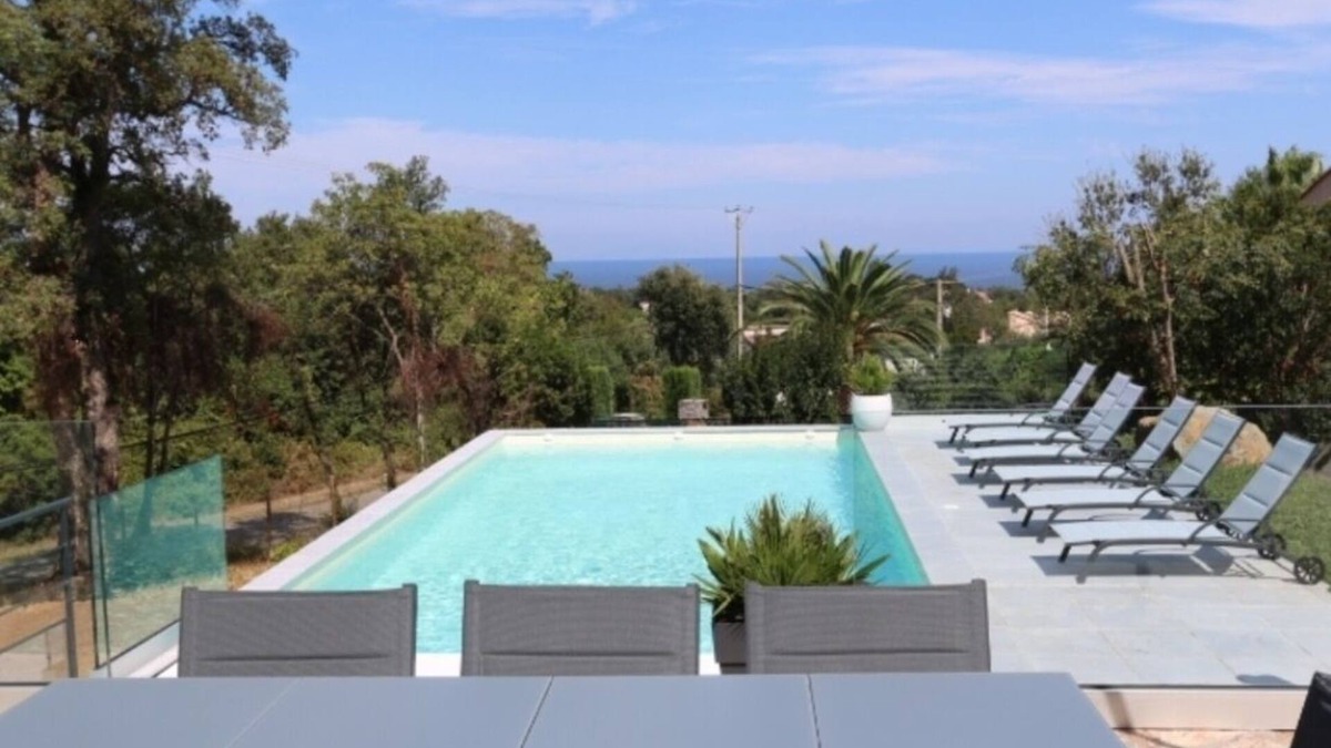 Santa-Maria-Poggio Villa | VILLA PISCINE VUE MER 8 PERSONNES HAUTE CORSE COSTA VERDE