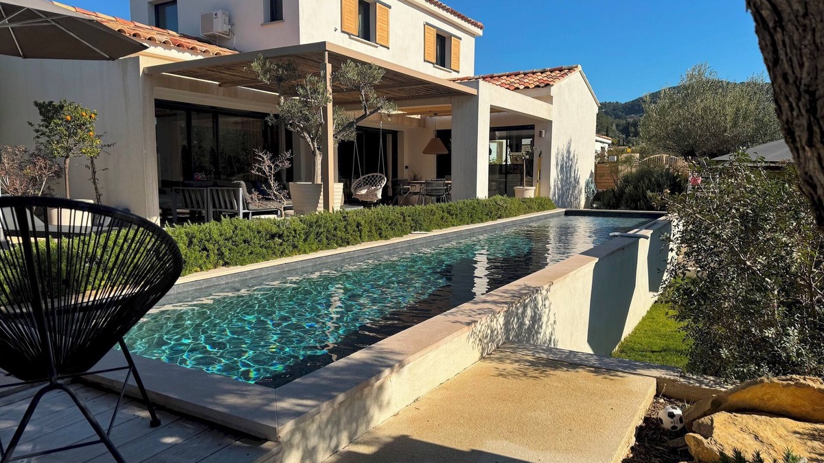 Le Castellet Villa | Villa piscine 3 chambres, clim, parking, wifi