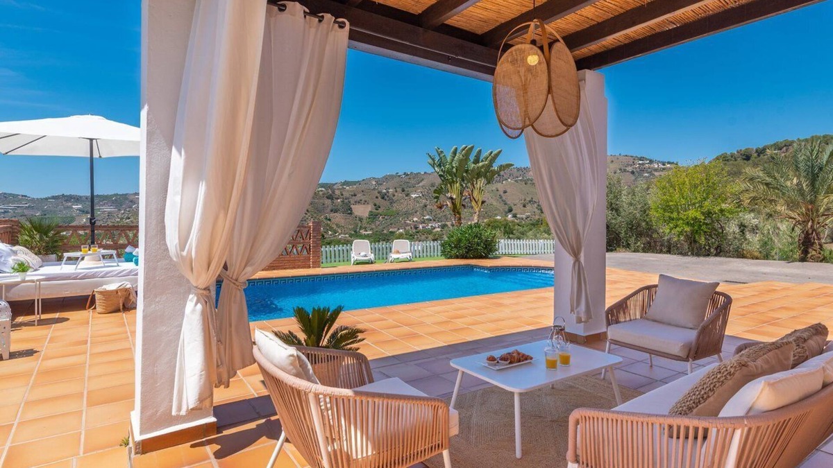 Frigiliana Villa | Villa Pitaya Frigiliana by Ruralidays