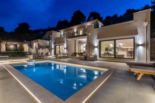 Skopelos Villa | Villa Politimi Luxury Retreat