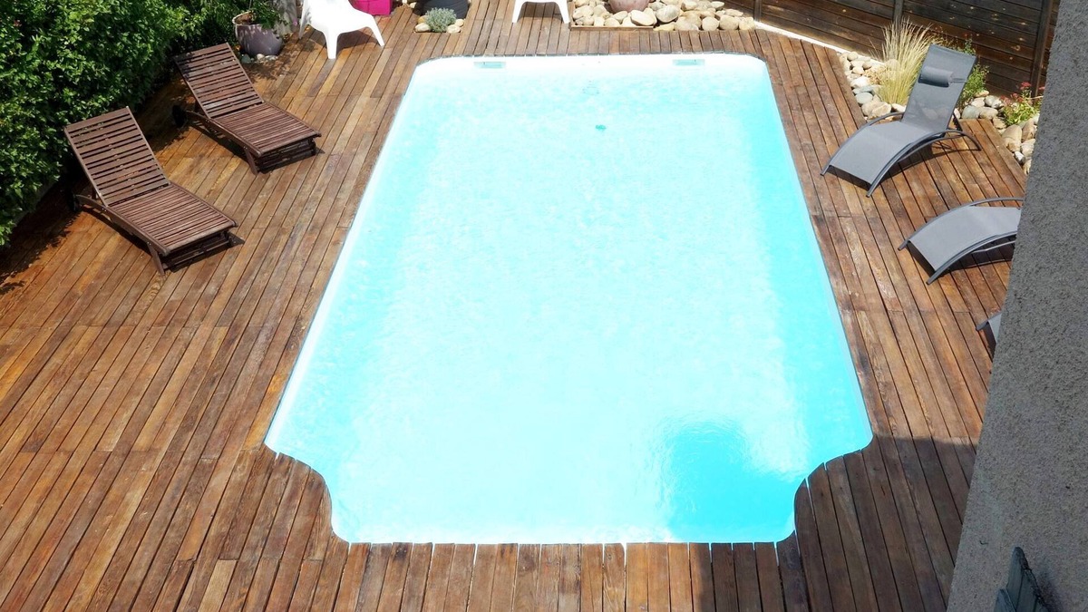 Grand Sud Apartment | Villa Pont de l'Arc with SWIMMING POOL TERRACE GARDEN 1 km from downtown AIX