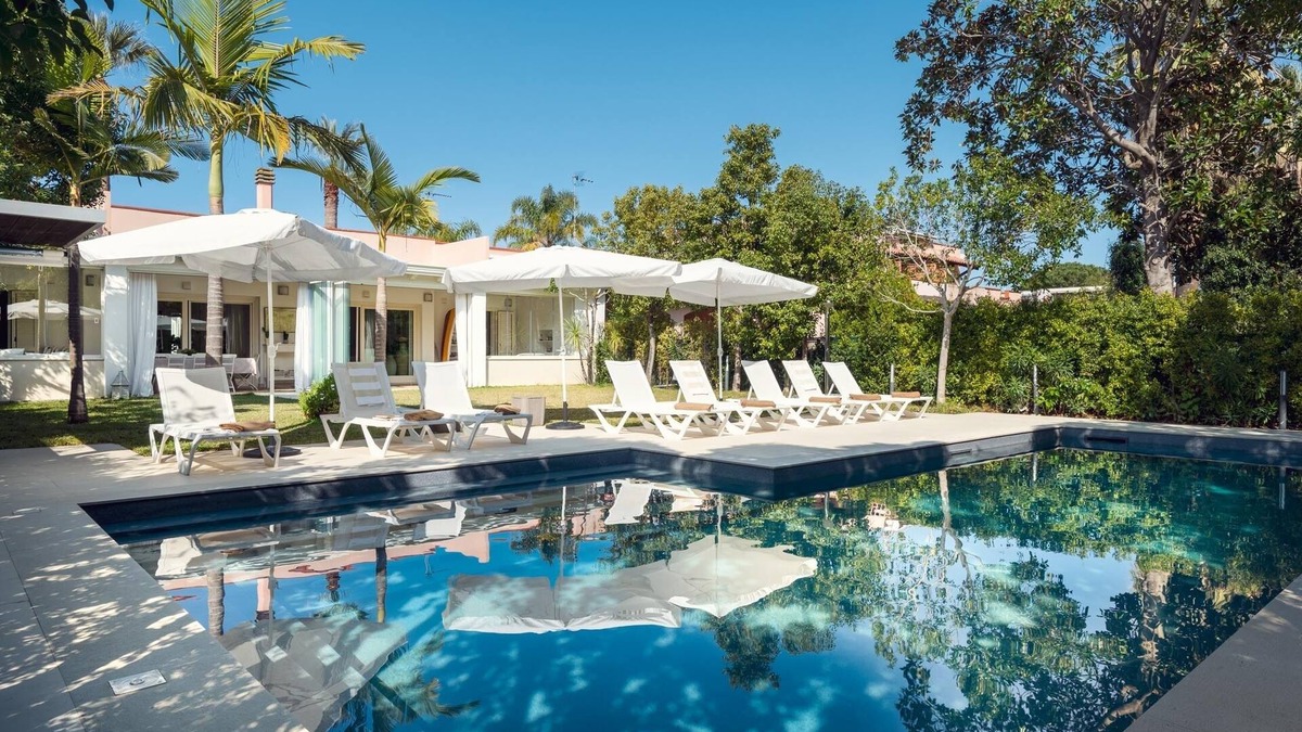 Furnari Villa | Villa Portorosa with large garden and private heated pool
