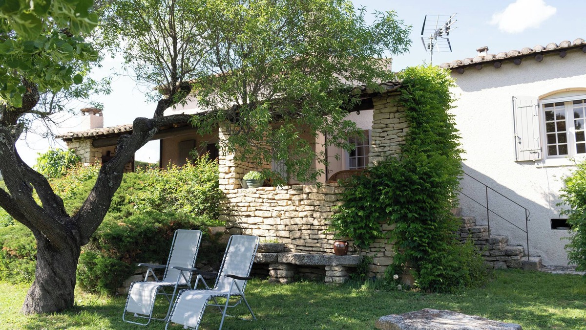 Cabrieres-d'Avignon House | Villa Provencale Face AU Luberon