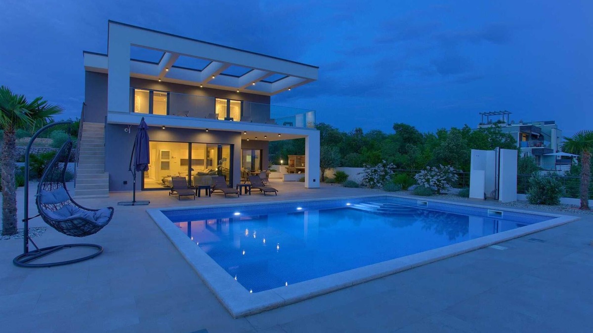 Skrbcici House | Villa QUADRA with heated pool