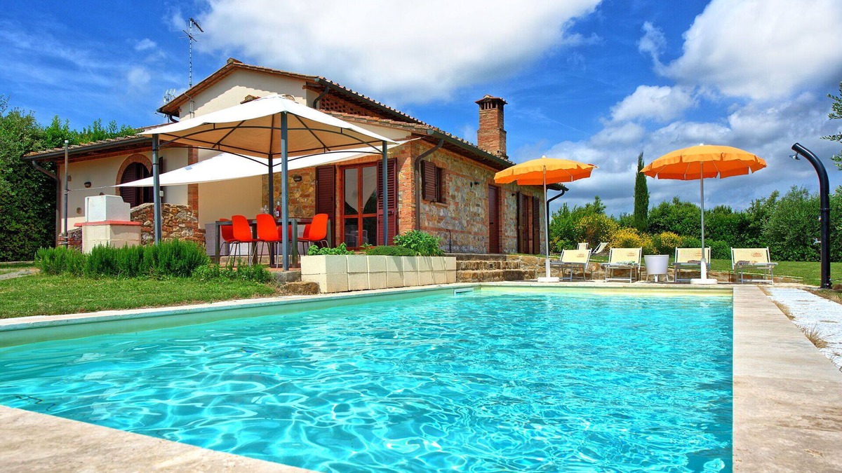 Gambassi Terme Villa | Villa Renina – Vacation villa with private pool in Gambassi Terme, Tuscany