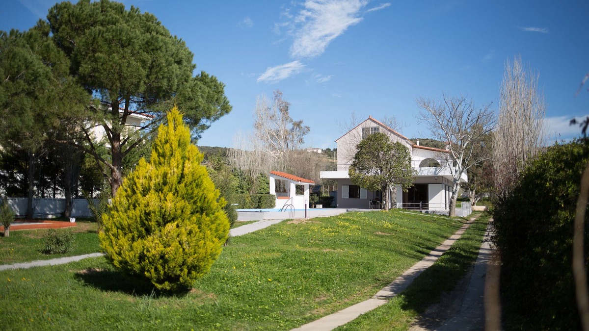 Ormos Agiou Ioannou Villa | Villa Ria Luxury, Fun and Comfort near Beaches and (Air)Port