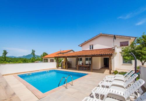 Ripenda Verbanci House | Villa Ripenda, a private Istrian haven with a pool
