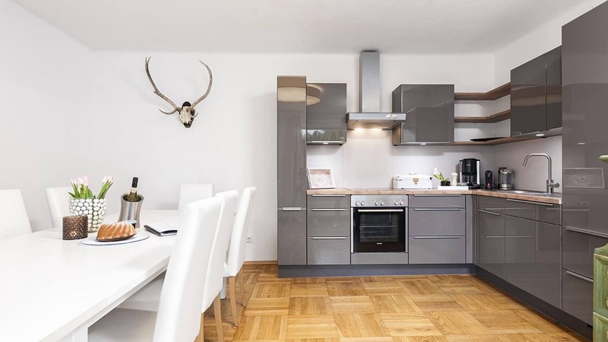 Liefering House | Villa Riva /Apartment - Holiday house with 3 bedrooms