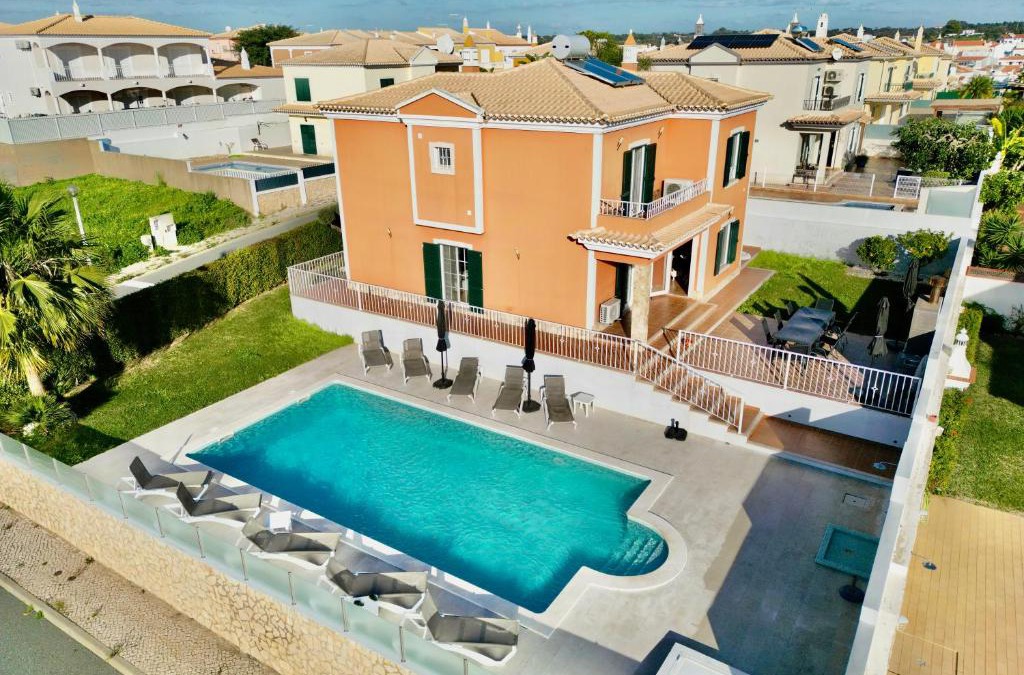 Monte Raposo Villa | Villa Rosa - with private pool