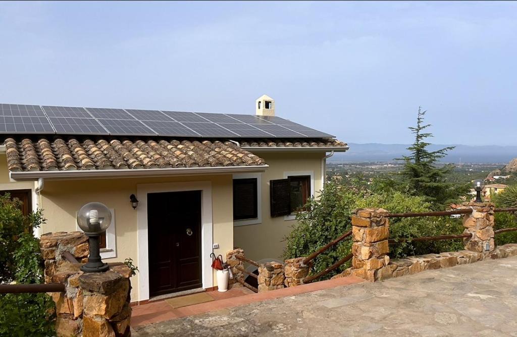 Capoterra Bed & Breakfast | Villa Rosati B & B - Home Restaurant
