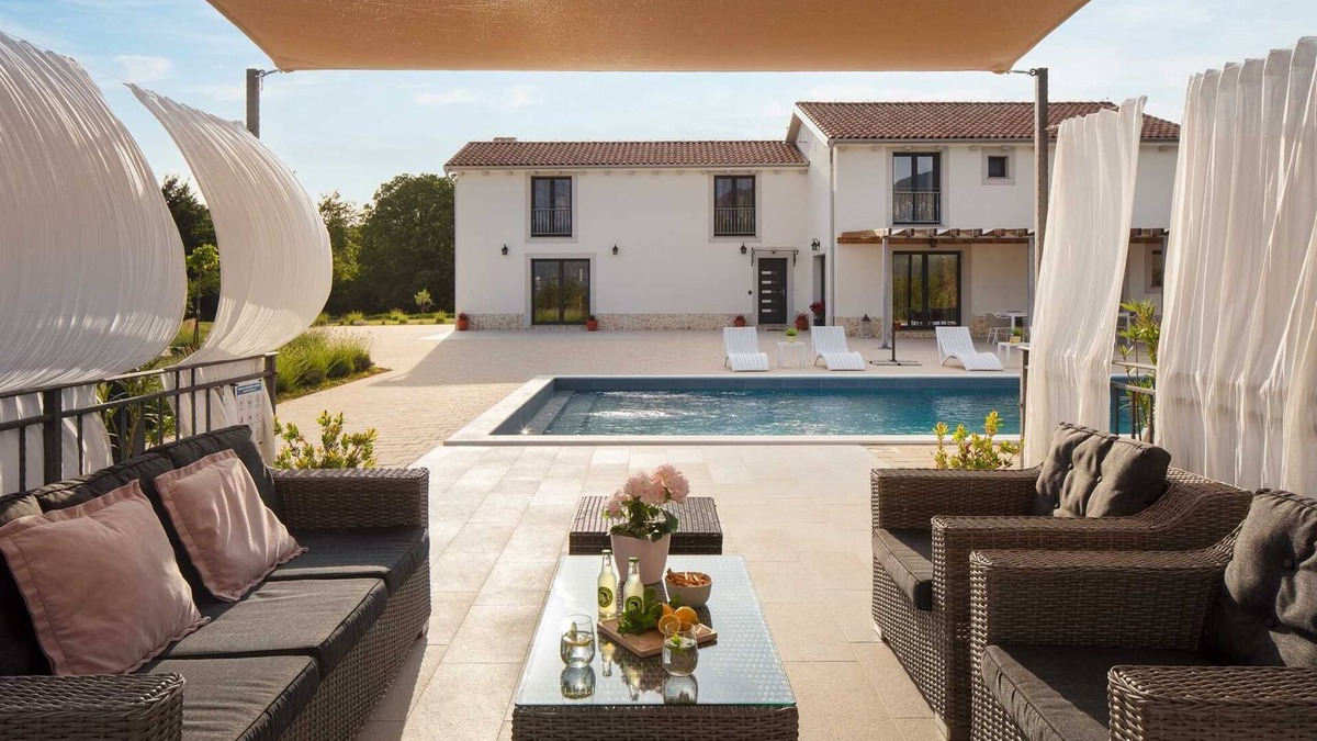 Krsan Villa | Villa Roti – a hidden gem of Istria with a private pool and sauna