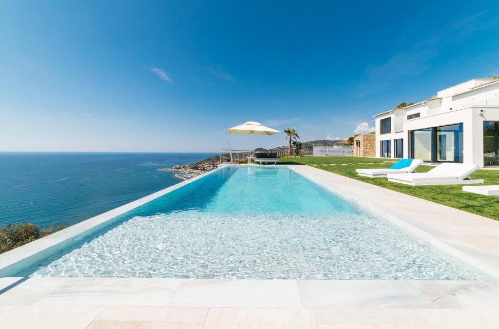 Poggi Villa | Villa Sabrina Riviera dei Fiori a Picco sul Mare con Piscina Privata ,WELLNESS & SPA