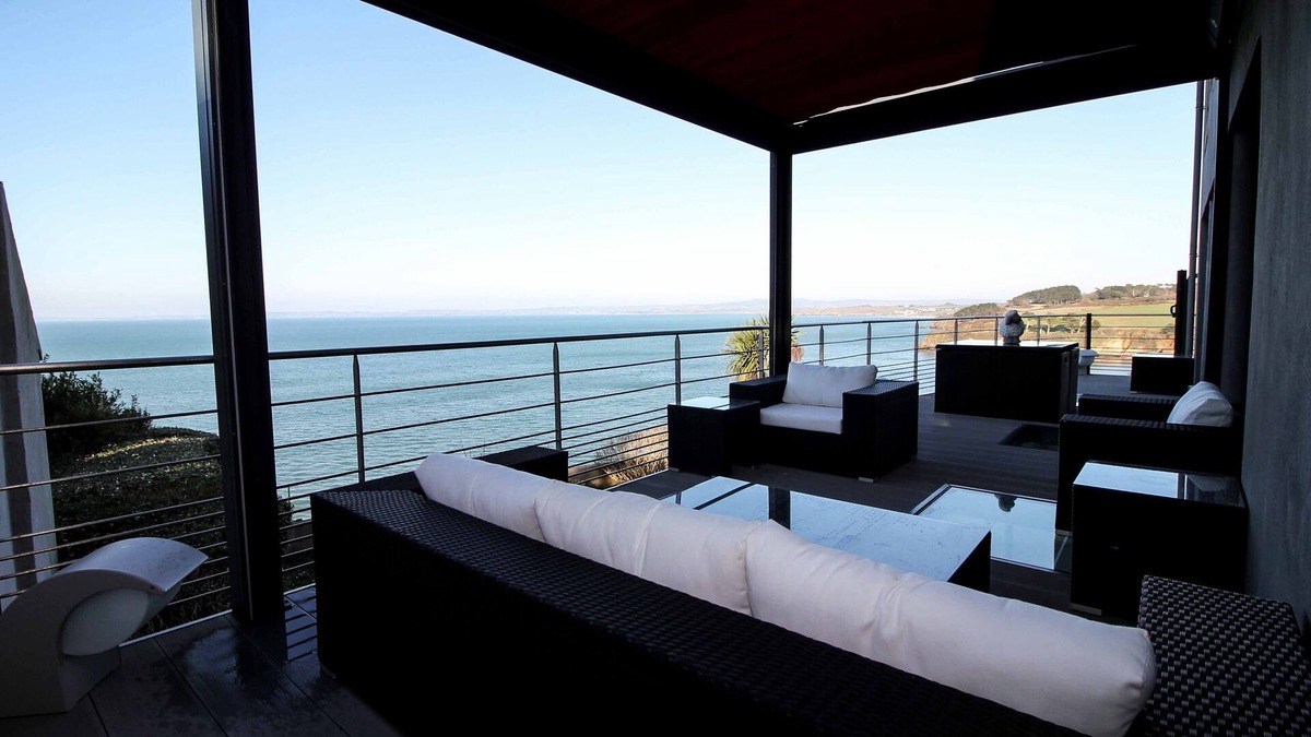 Douarnenez House | Villa Sainte Anne on the bay of Douarnenez