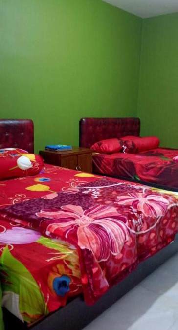 Karanganyar House | Villa samara 2 homestay Tawangmangu