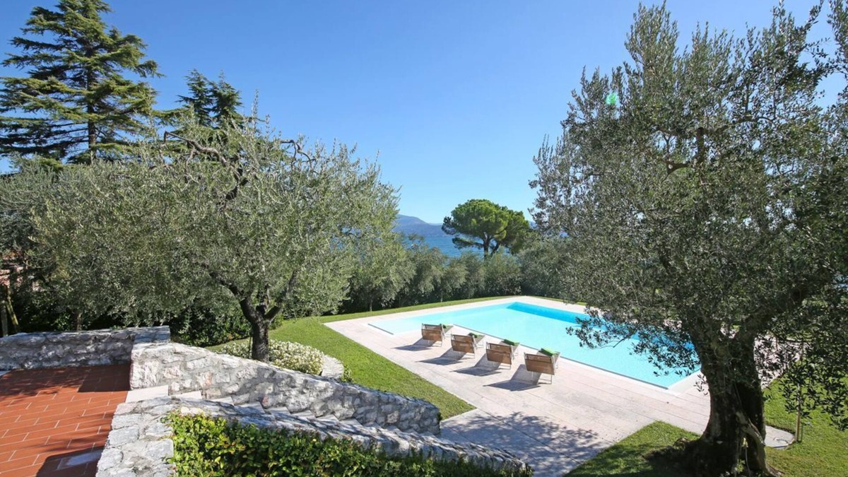 Manerba del Garda Villa | Villa San Giacomo - Five Bedroom Villa, Sleeps 13
