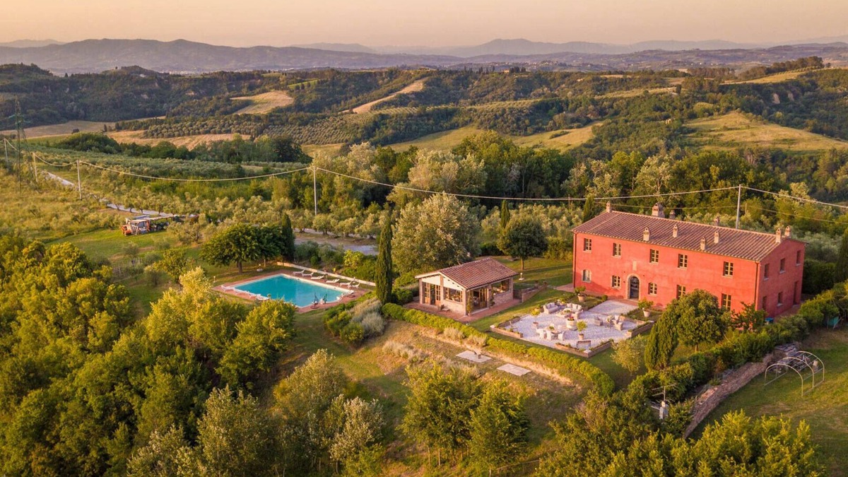 San Miniato Villa | Villa San Miniato Corniano: Iconic 5 Bedrooms Farmhouse with Pool
