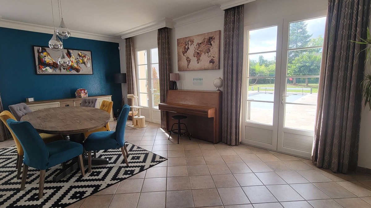 Saint-Cyr-en-Val House | Villa Sana
