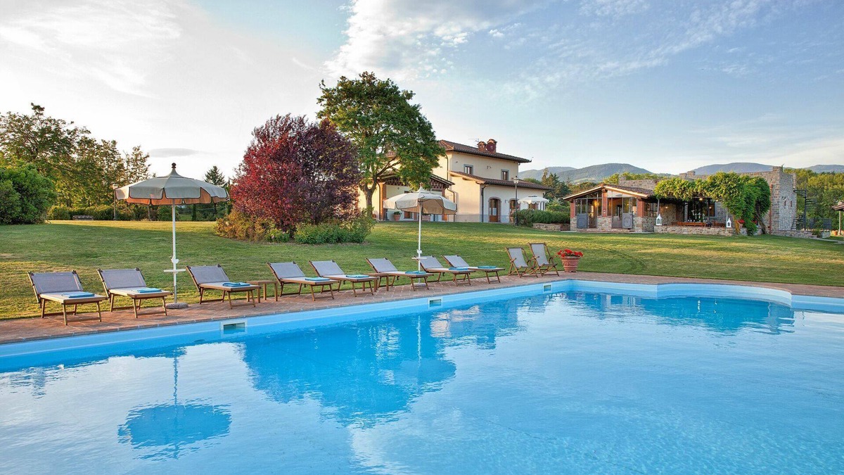 Poppi Villa | Villa Sant' Angelo - Villa with private pool