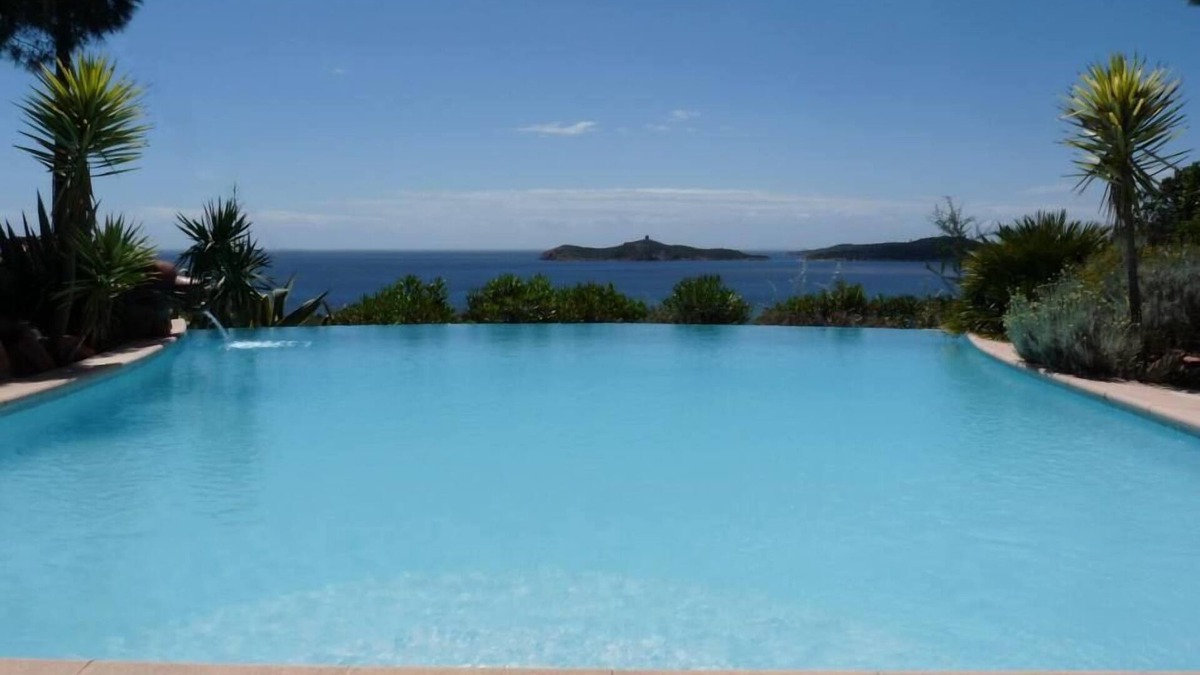 Pinarellu Villa | Villa sea view exception secure swimming pool - beach and sea 250 meters away