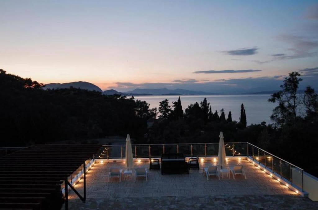 Agia Pelagia Chlomou Villa | Villa Seaview