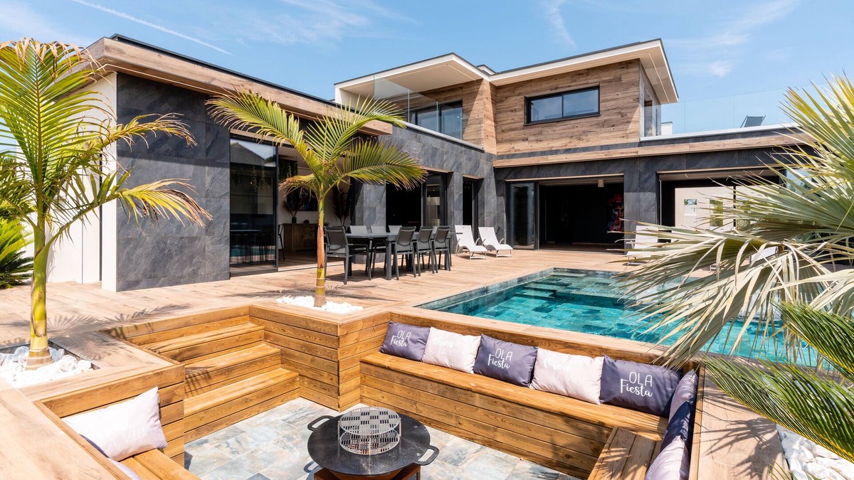 Le Grau-dʼAgde Villa | Villa Signature, Luxe with Piscine de Bali