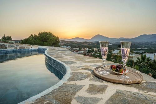 Pombia Villa | Villa Simantiri