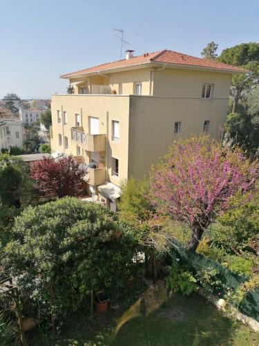 Saint Maurice Apartment | Villa Soraya , quiet location with big garden near beach and old town of NICE