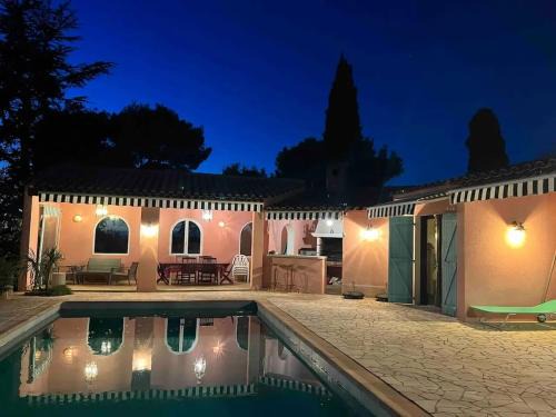 Cap d'Agde Villa | Villa spacieuse à Agde avec piscine privée, idéale pour familles