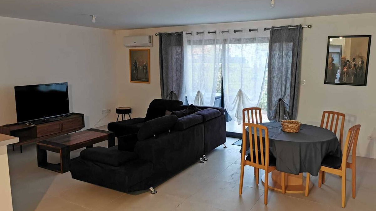 Le Boulou Villa | Villa spacieuse 2 chambres proche des plages, montagne Espagne, nature climatisé