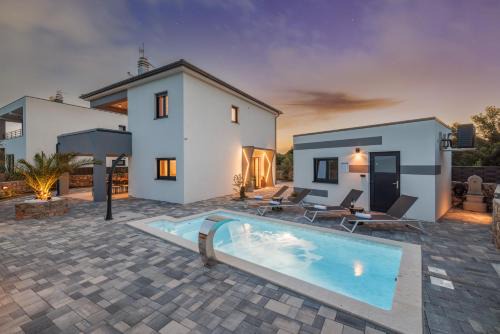 Kornic Villa | Villa Stanic