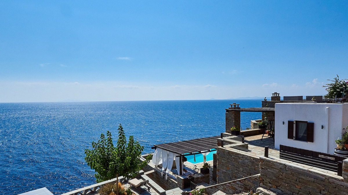 Pisses Villa | Villa Stoneflower with breathtaking sunsets & private swimming pool
