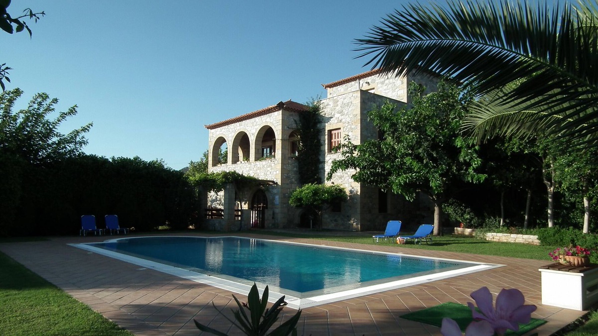 Lefktron Villa | VILLA SUNSET a luxury villa with fantastic sea view and pool