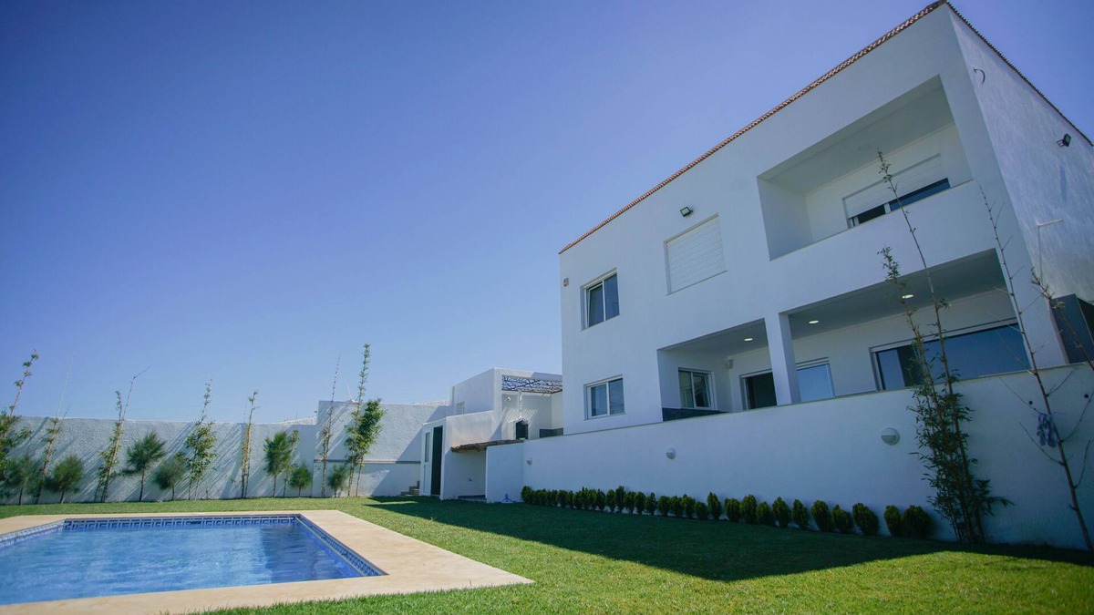 Al Bahraoyine Villa | Villa Tangier Sumptuous villa not overlooked