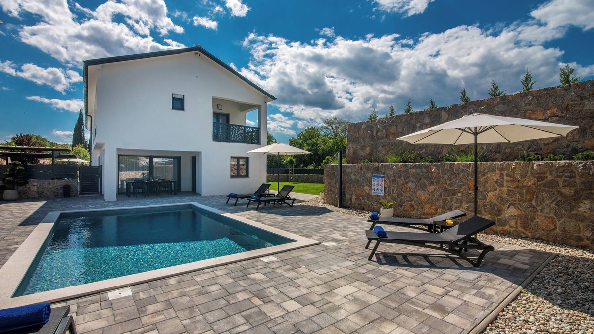 Kornic Villa | Villa Taralis with heated pool (Kvarner - Kornić)