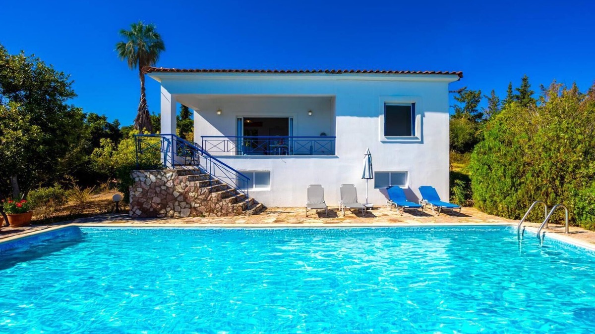 Messini Villa | Villa Thalia - Two Bedroom Villa, Sleeps 5