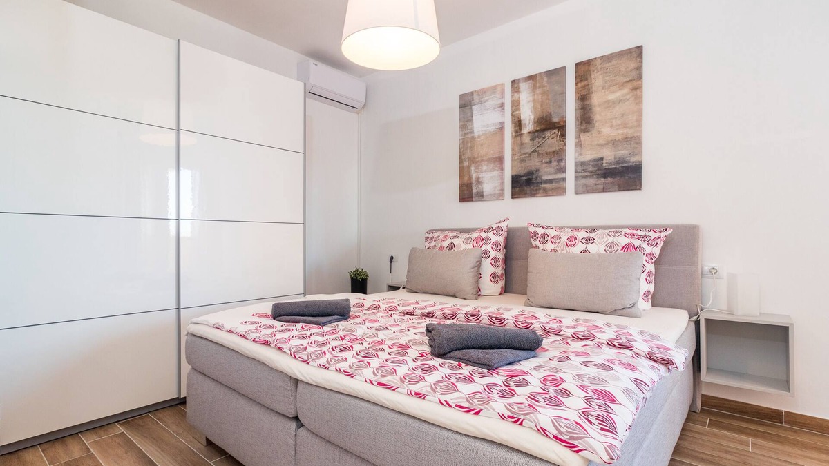 Peroj Villa | Villa Tiana is a new building