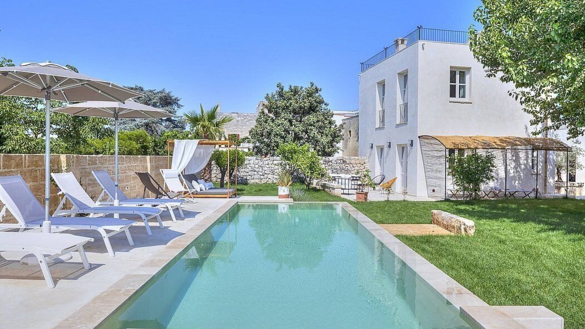 Surano Villa | Villa Tindaro: A modern and graceful two-story villa with the fascination of the typical courtyard houses of Salento area, with Free WI-FI.