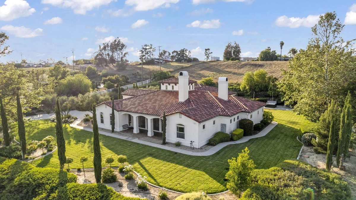 Temecula Villa | Villa Toscana - Upscale Wine Country Estate with Bridal Suite