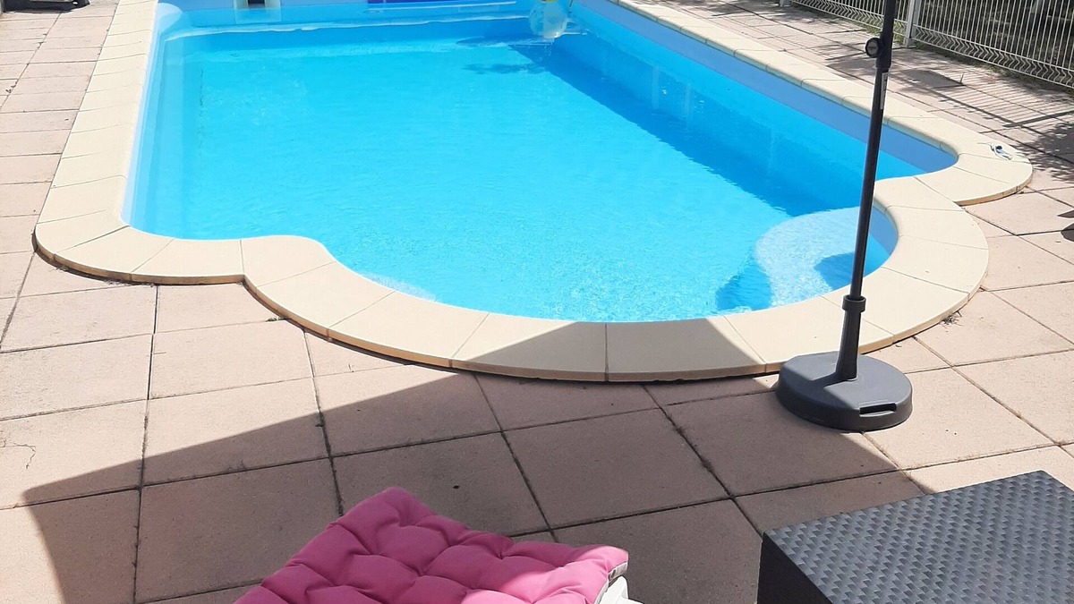 Alleins Villa | Villa Tout Confort Avec Piscine Privée