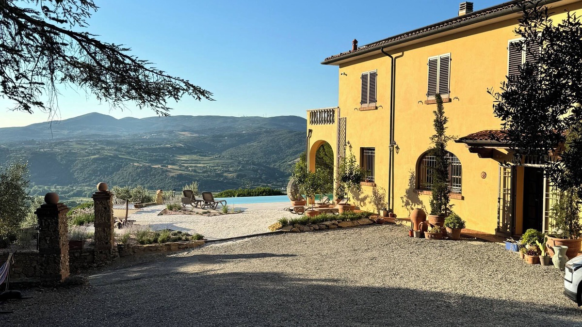 Montescudaio Villa | Villa Tramontalba - luxury villa, private infinity pool, spectacular panorama