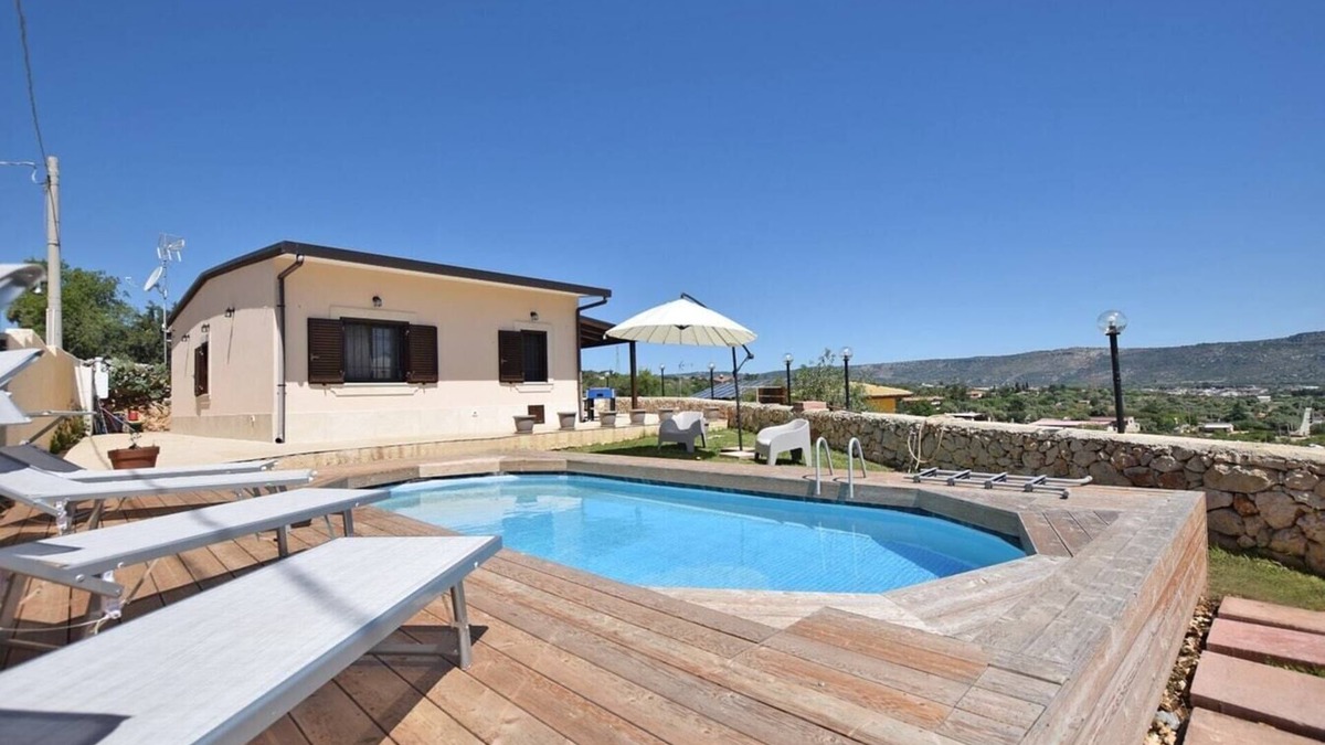 Floridia Villa | Villa Trezza - Private villa with pool in Sicily