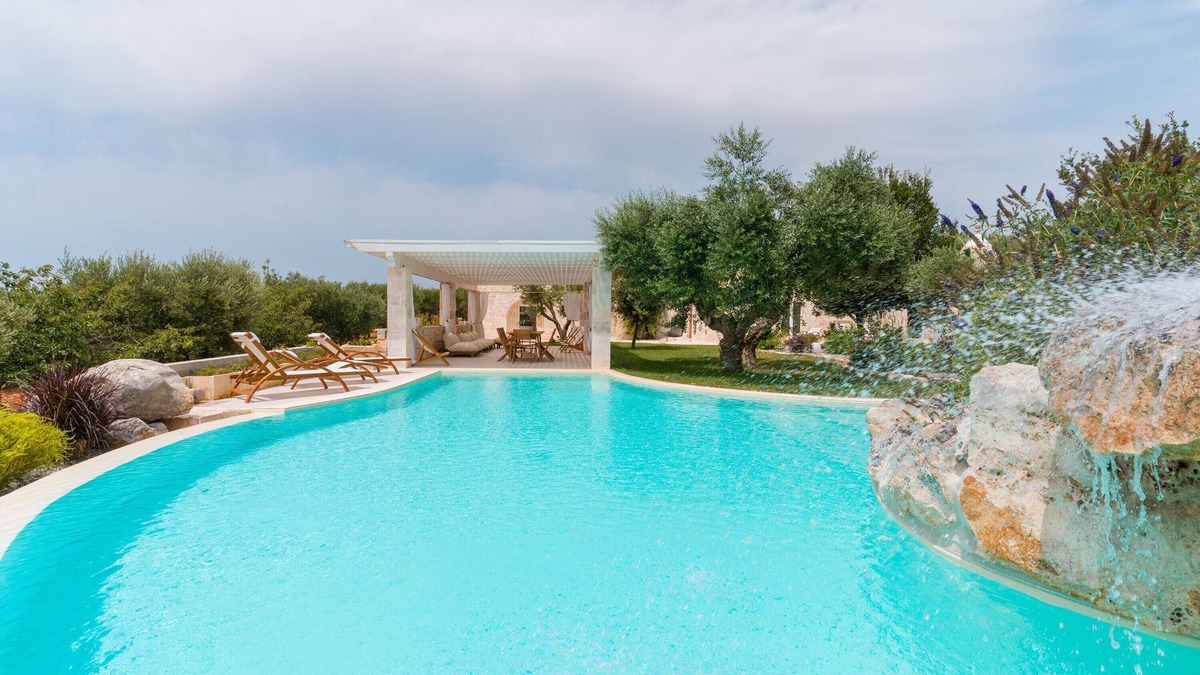 Locorotondo Villa | Villa 'Trulli Petrantiqua' with Private Pool, Wi-Fi and Air Conditioning