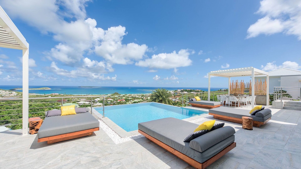 Orient Bay Villa | Villa Turquoze, an astonishing view on Orient Baie